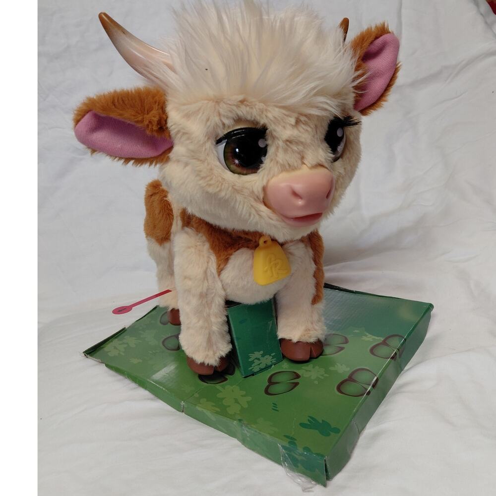 FurReal Friends Maggie the Feed & Follow Cow Stuffed Animal NEW